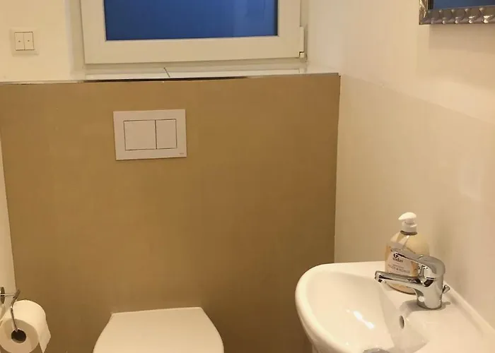 3 Schlafzimmer Und Ueberdachtem Suedbalkon In Appartement *