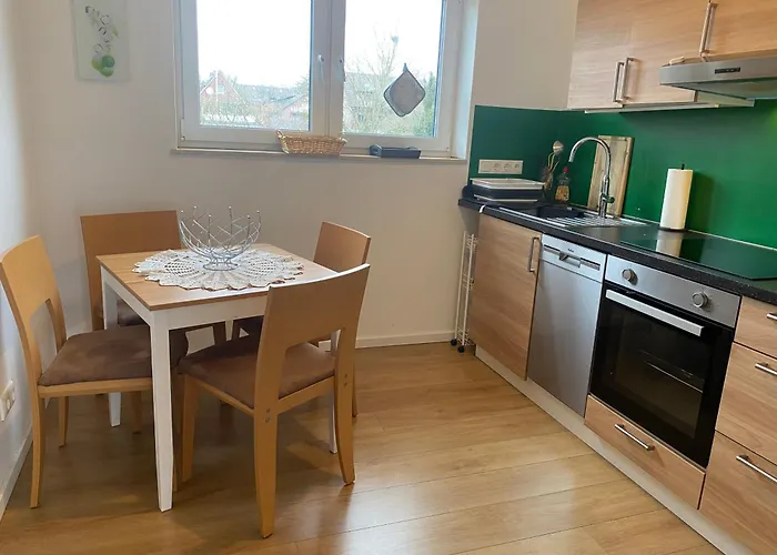 3 Schlafzimmer Und Ueberdachtem Suedbalkon In Apartament