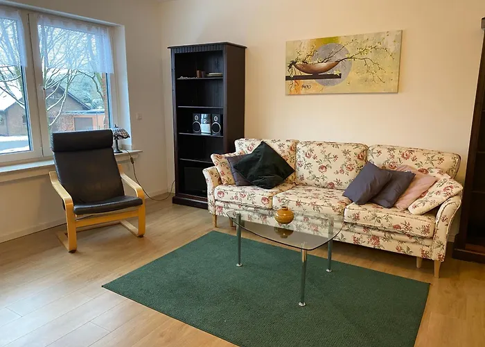 Apartament 3 Schlafzimmer Und Ueberdachtem Suedbalkon In *